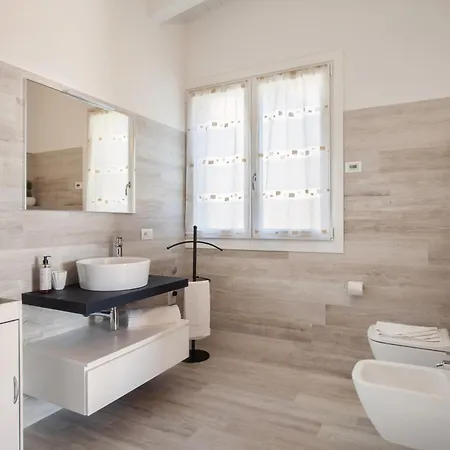 White In Marciaga Di *